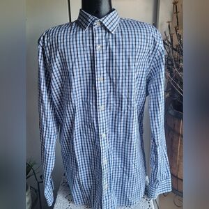 Banana Republic Men's Blue And White Checkered Slim Fit Shirt L